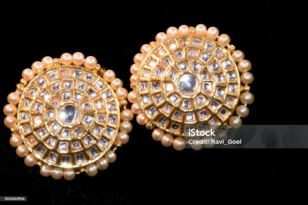 A Gold designer Earring