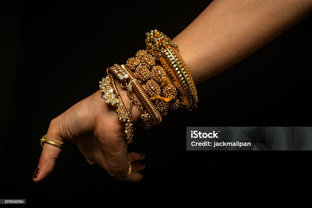 Antique gold bangles for special occasion