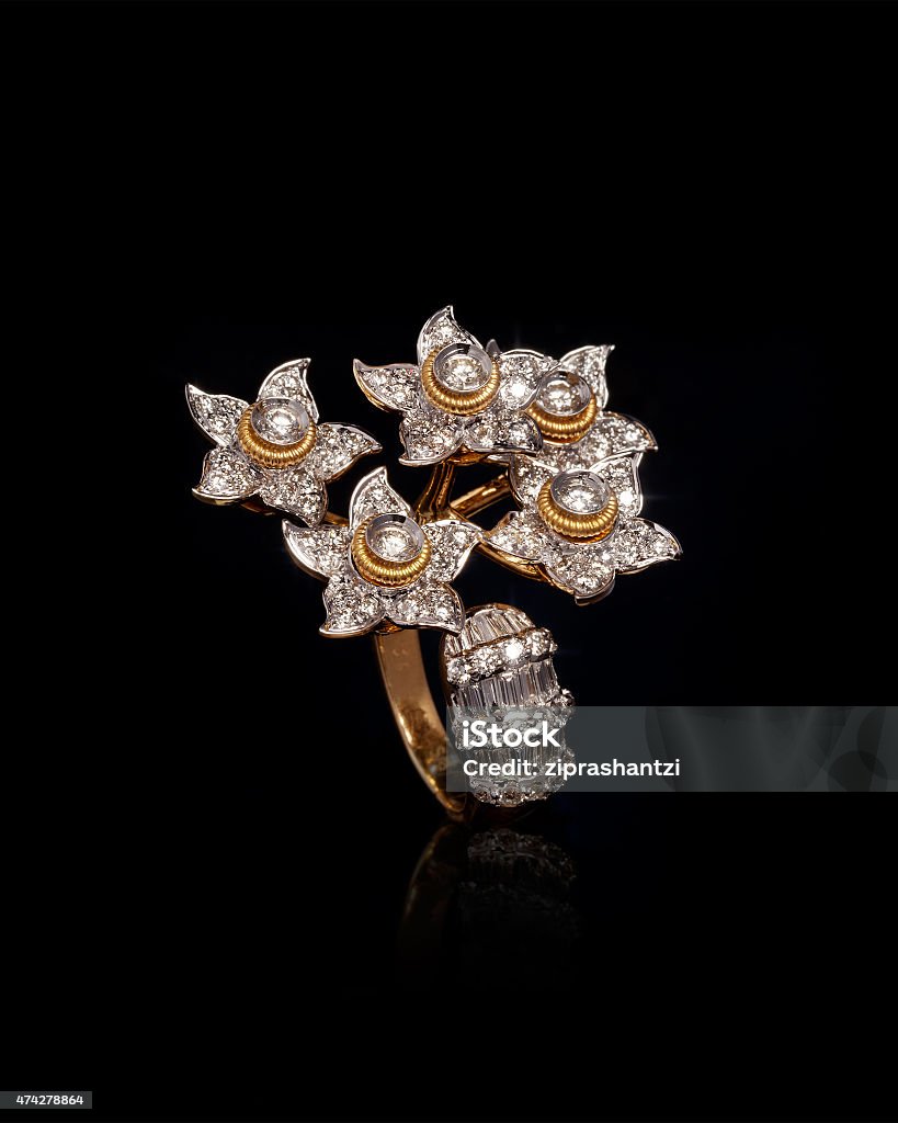 Star Antique Gold Ring