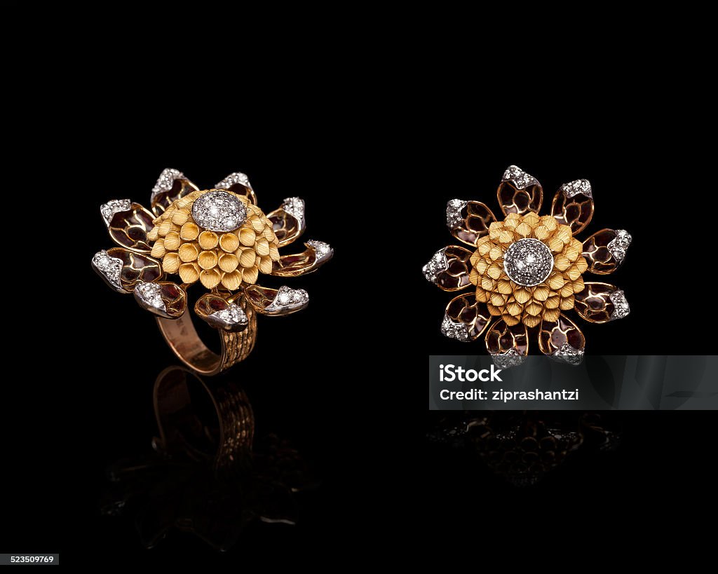 Antique Gold Ring For Special Occasion