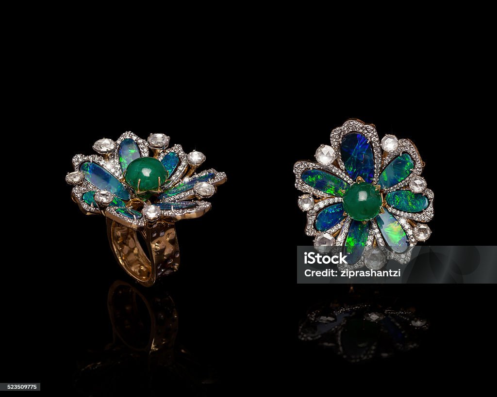 Green Flower Design Diamond Ring