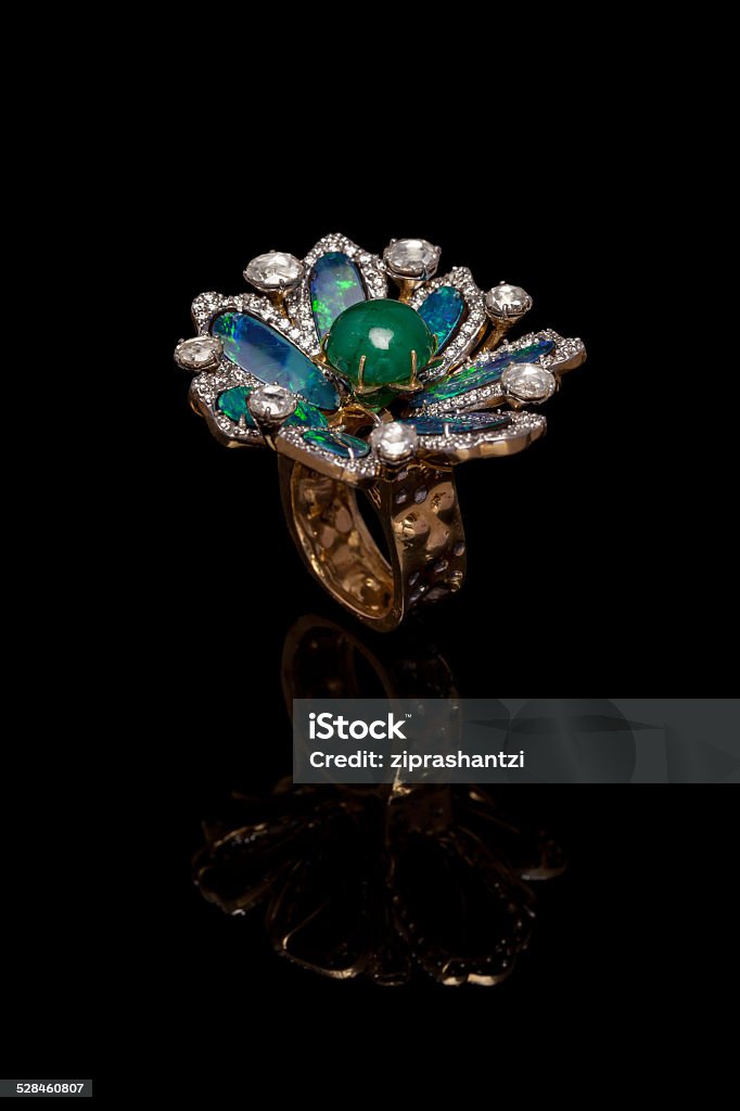 Green Victorian stonework Ring